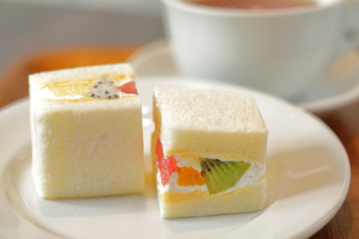 「ミックスフルーツ」360円