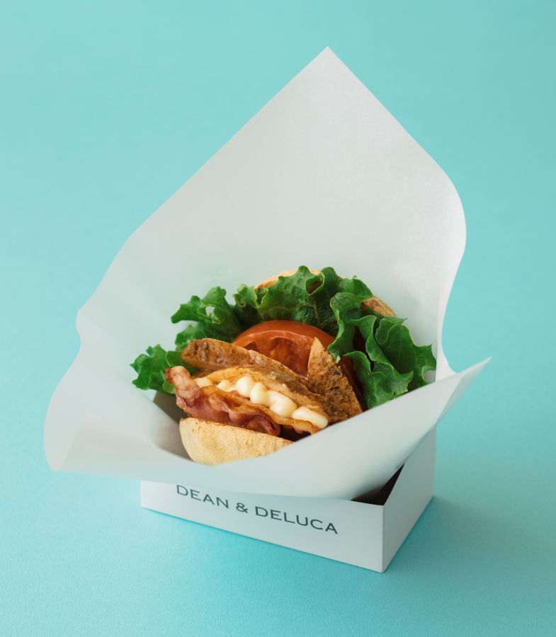 「ドーナツサンド ケイジャンチキン」テイクアウト 626円