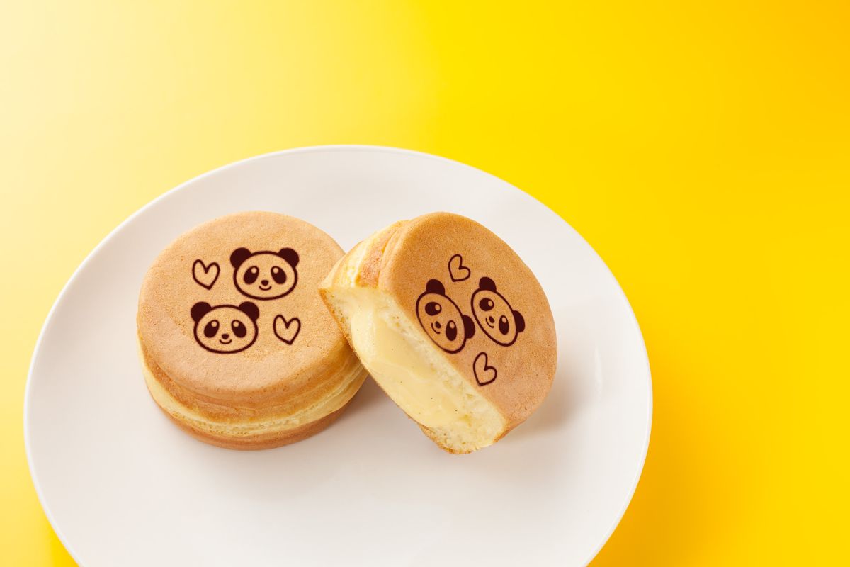 ふたごパンダのカスタード（4個入）560円 ※エキュート上野限定