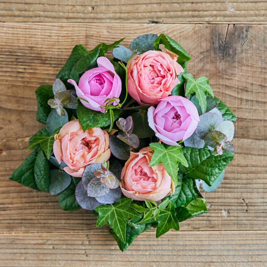 「バラ咲く花かんむりのフレンチトースト＆ROSEリースアレンジ」　8800円