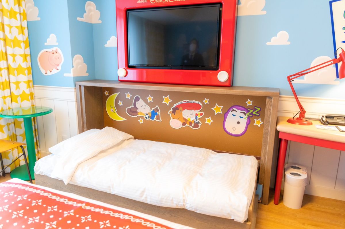 ©Disney／Pixar © 2021 and ® Spin Master, Ltd. All Rights Reserved