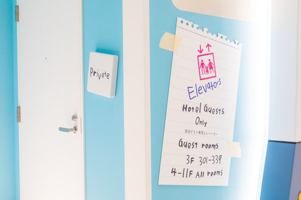 ©Disney/Pixar SCRABBLE is a registered trademark of Mattel, Inc. Trademark and game tiles used with permission. © Mattel, Inc. All Rights Reserved.