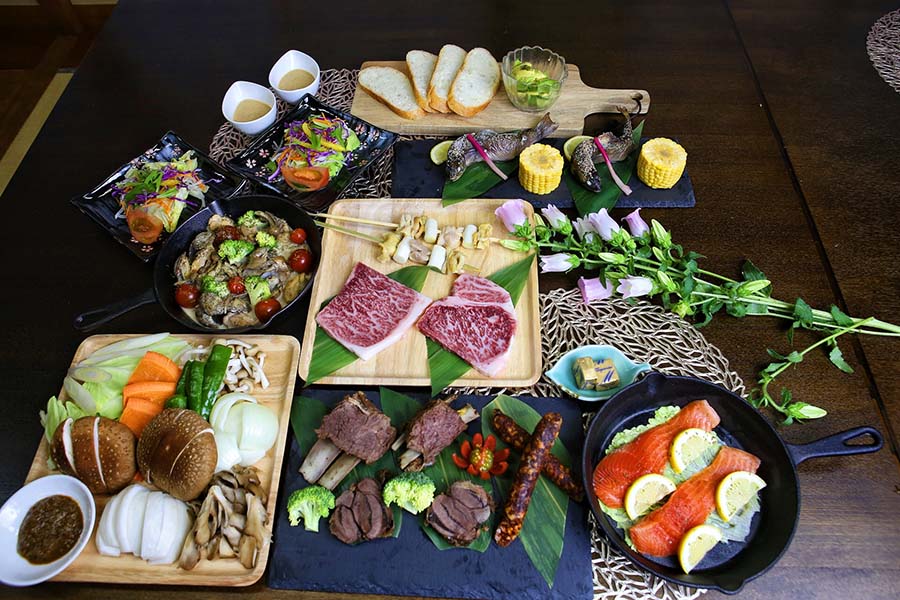 グランピングBBQプランの夕食（一例）