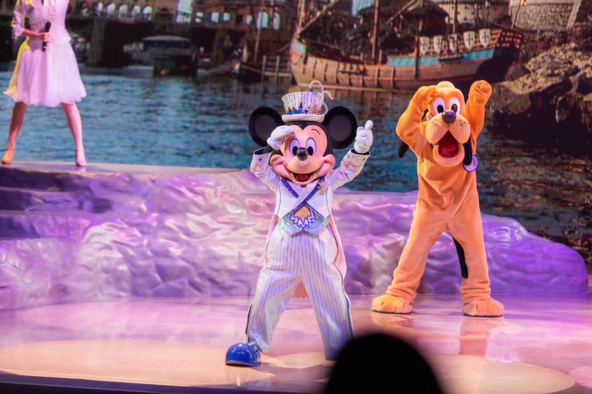 東京ディズニーシー年の思い出がよみがえる シャイニング ウィズ ユー がスタート るるぶ More