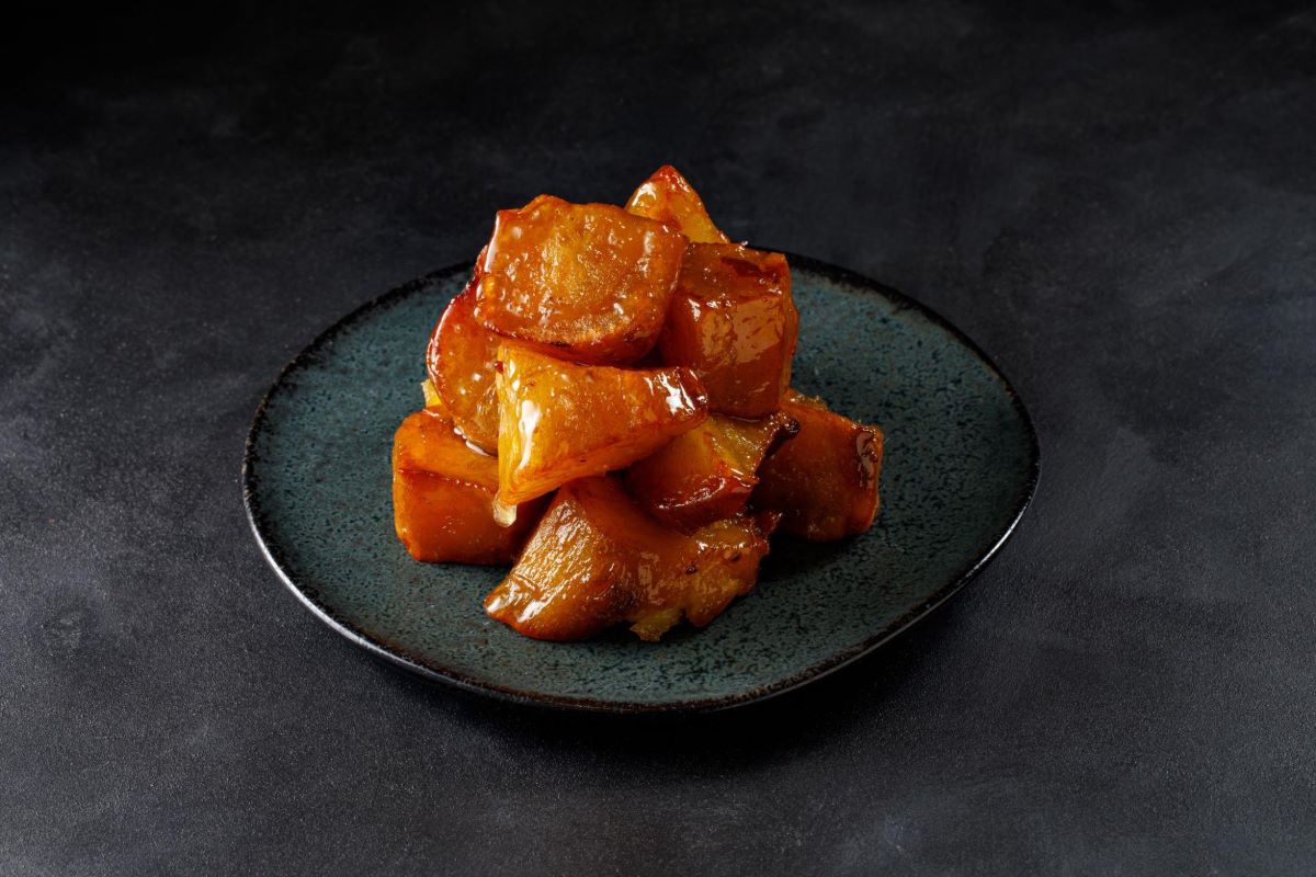 「大学芋」800円※テイクアウトのみ