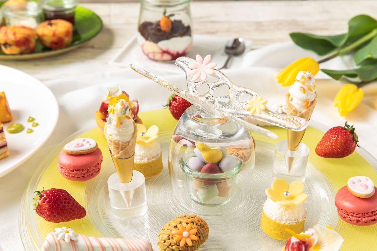 Easter Party～蝶が舞うギャラリーアフタヌーンティー～ スイーツプレートイメージ