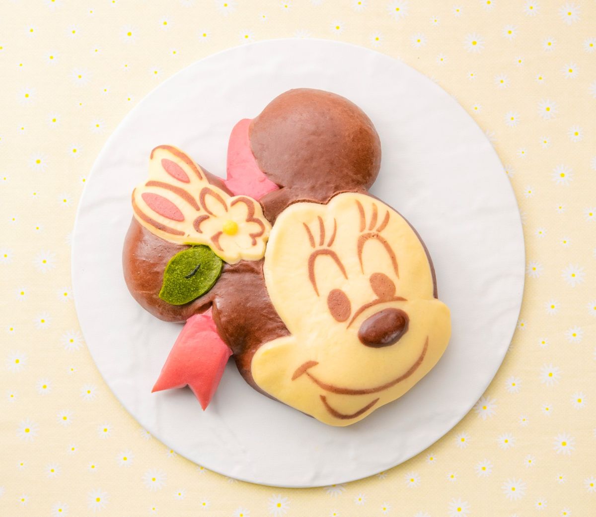 “ディズニー・イースター”スペシャルブレッド1100円（要予約）