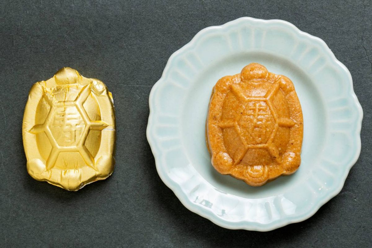 金亀小財庫(左)1個NT$60