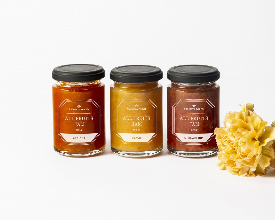 「AKOMEYA TOKYO 信州産オールフルーツジャム（アプリコット・ピーチ・ストロベリー）」各810円