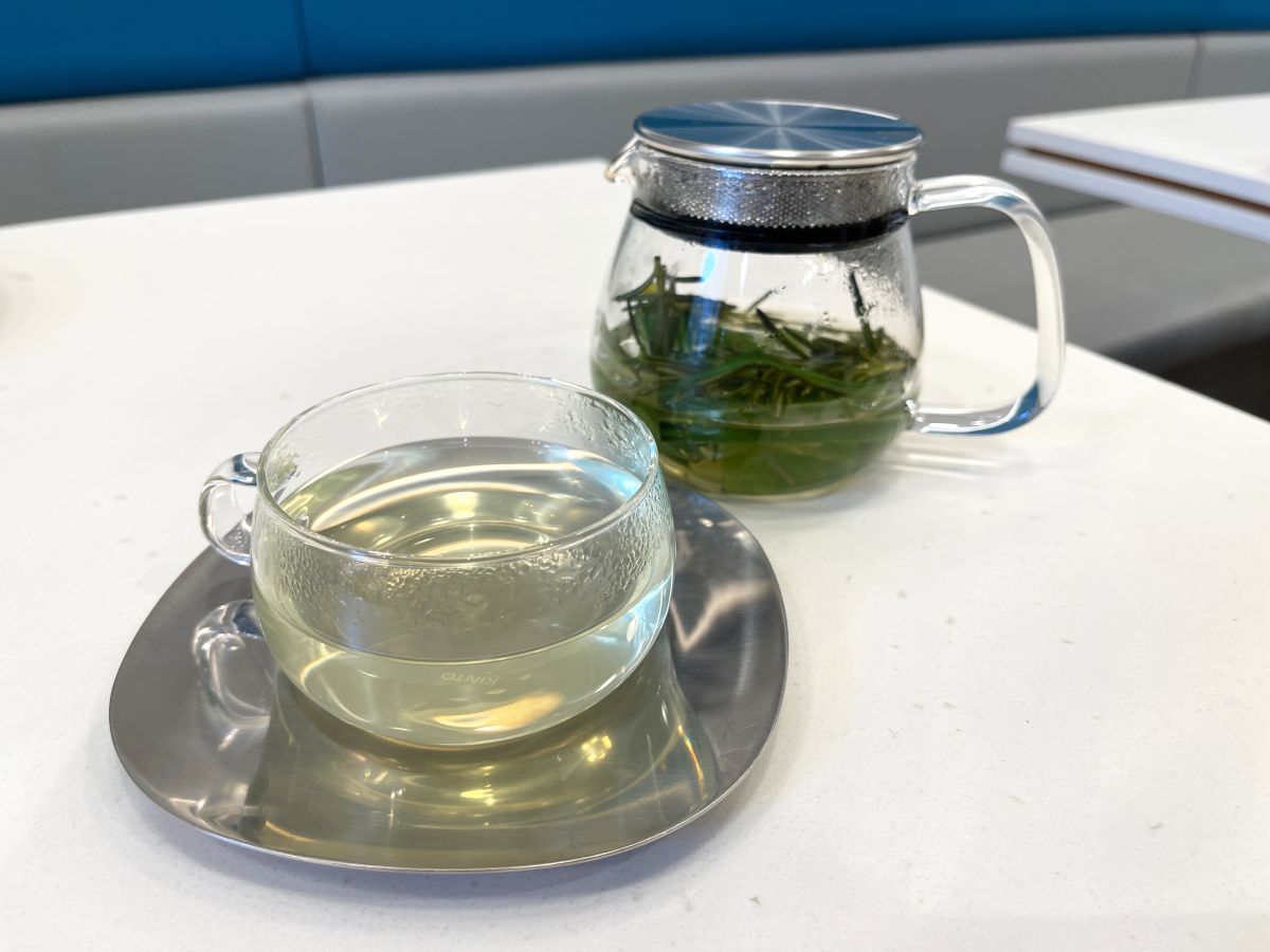 「アイコニックフレッシュハーブティー（Pot）」858円