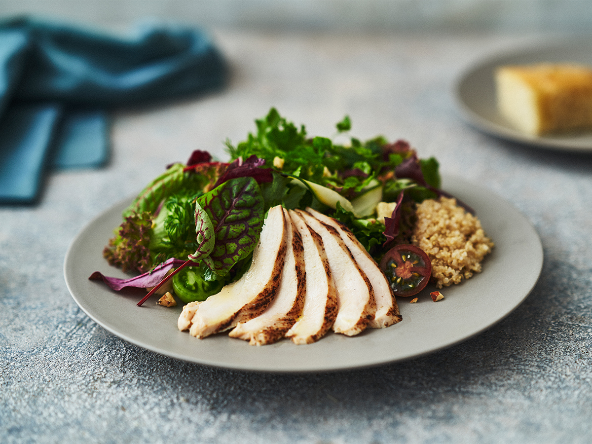 「アイコニックパワーサラダ モリンガハーブドレッシング」ランチセット 1760円／単品 1650円