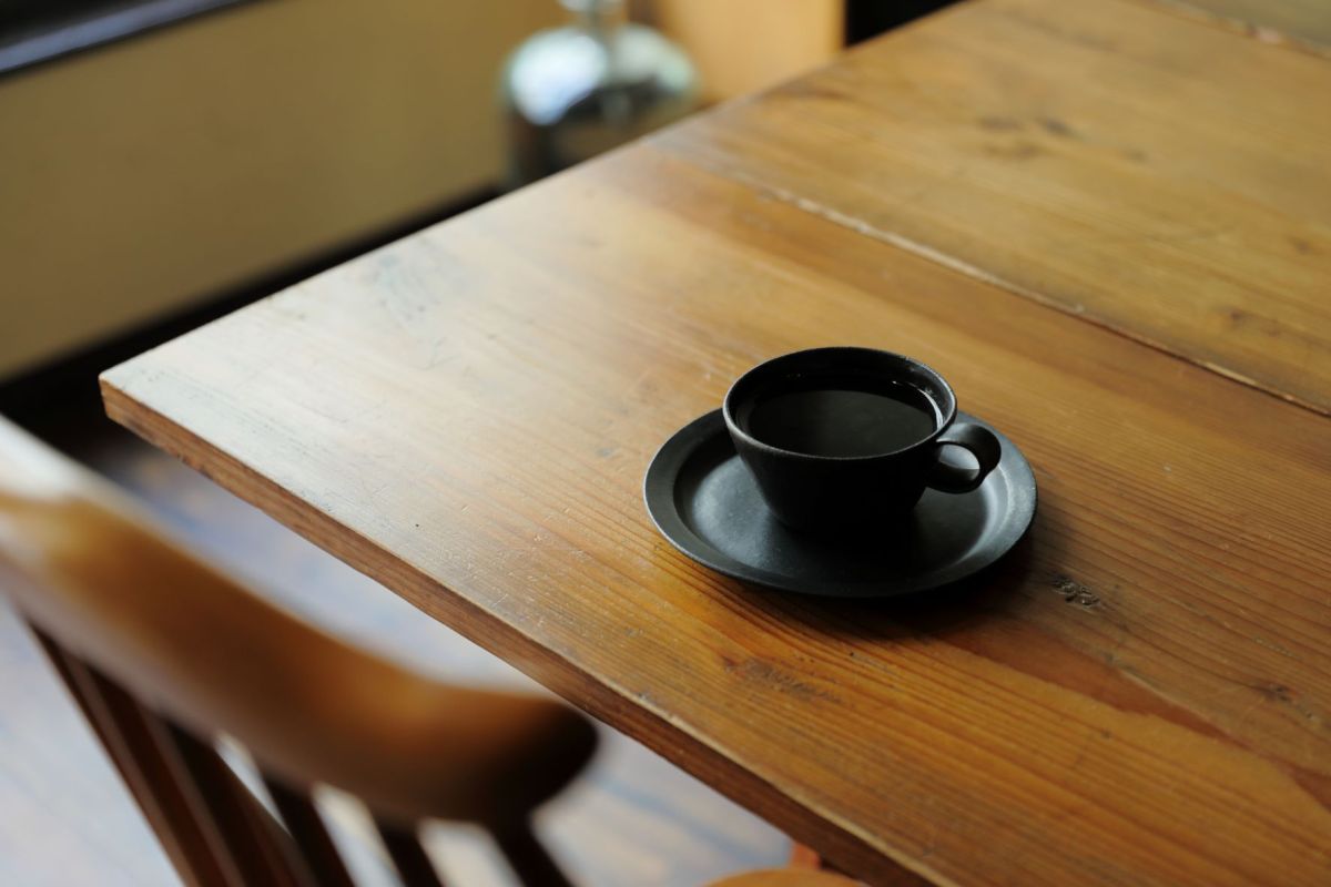 「珈琲 浅煎り ツバキ」605円