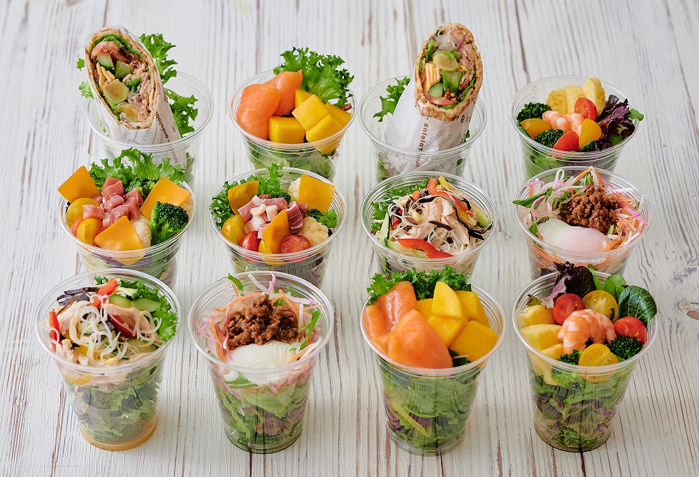 マンゴーやビーフンなど台湾を代表する食材を使った台湾風サラダ