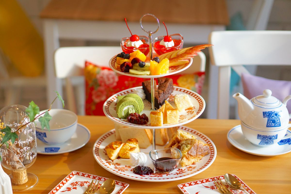 アフタヌーンティーセット　3300円