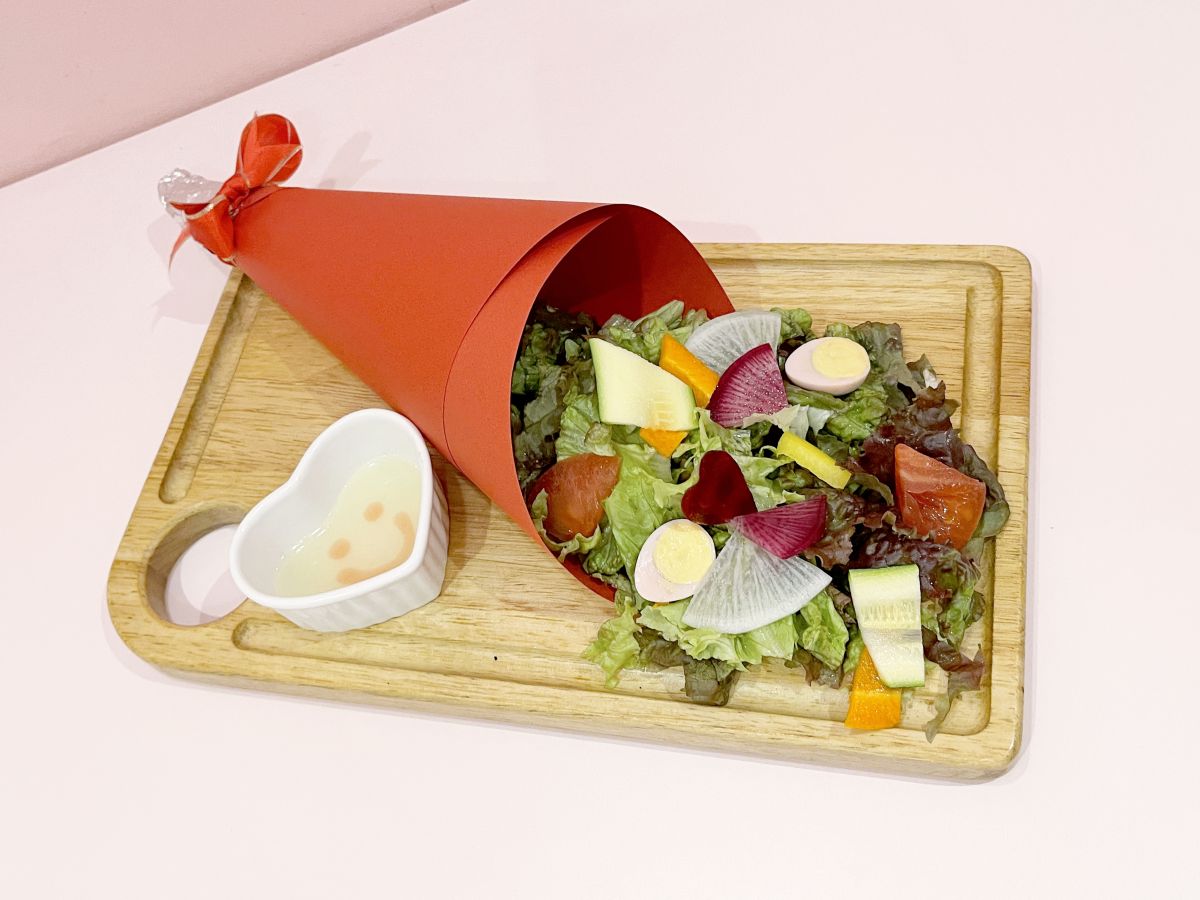 「日替わりお野菜のブーケサラダ」1100円