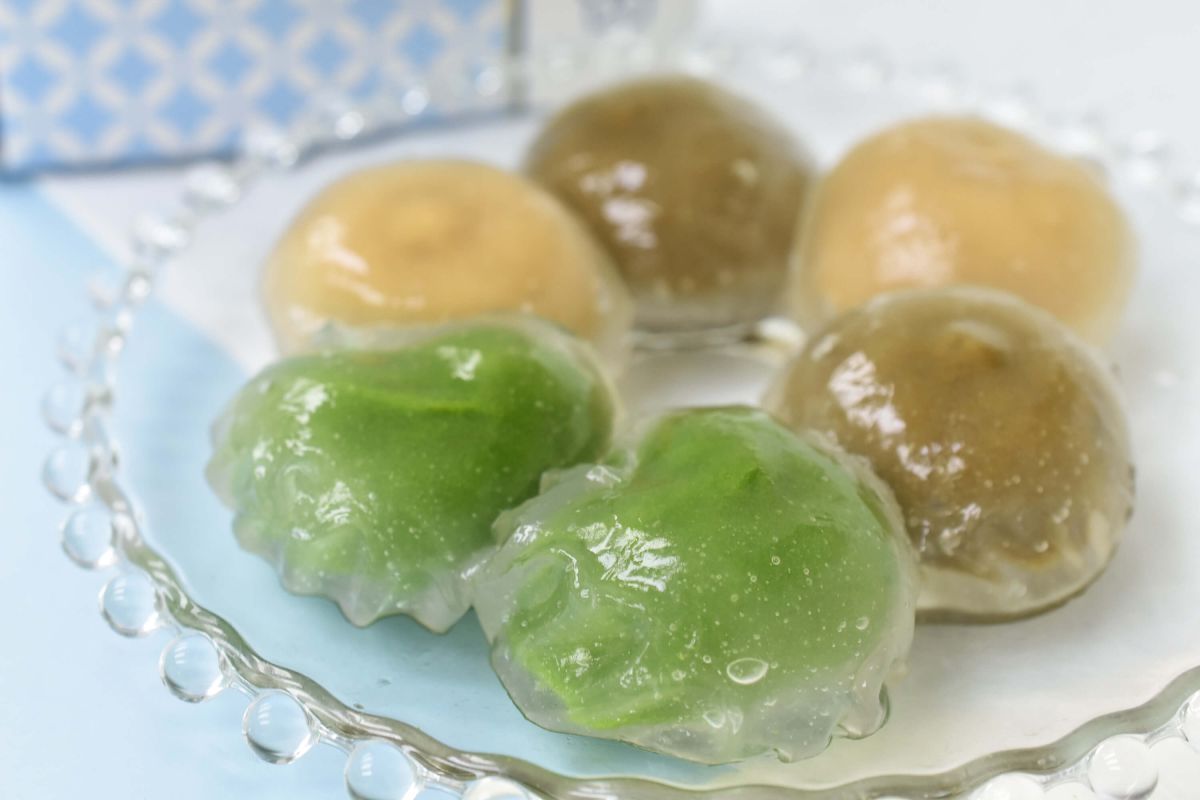 「水まんじゅう3種6個入り（簡易箱入り）」1380円