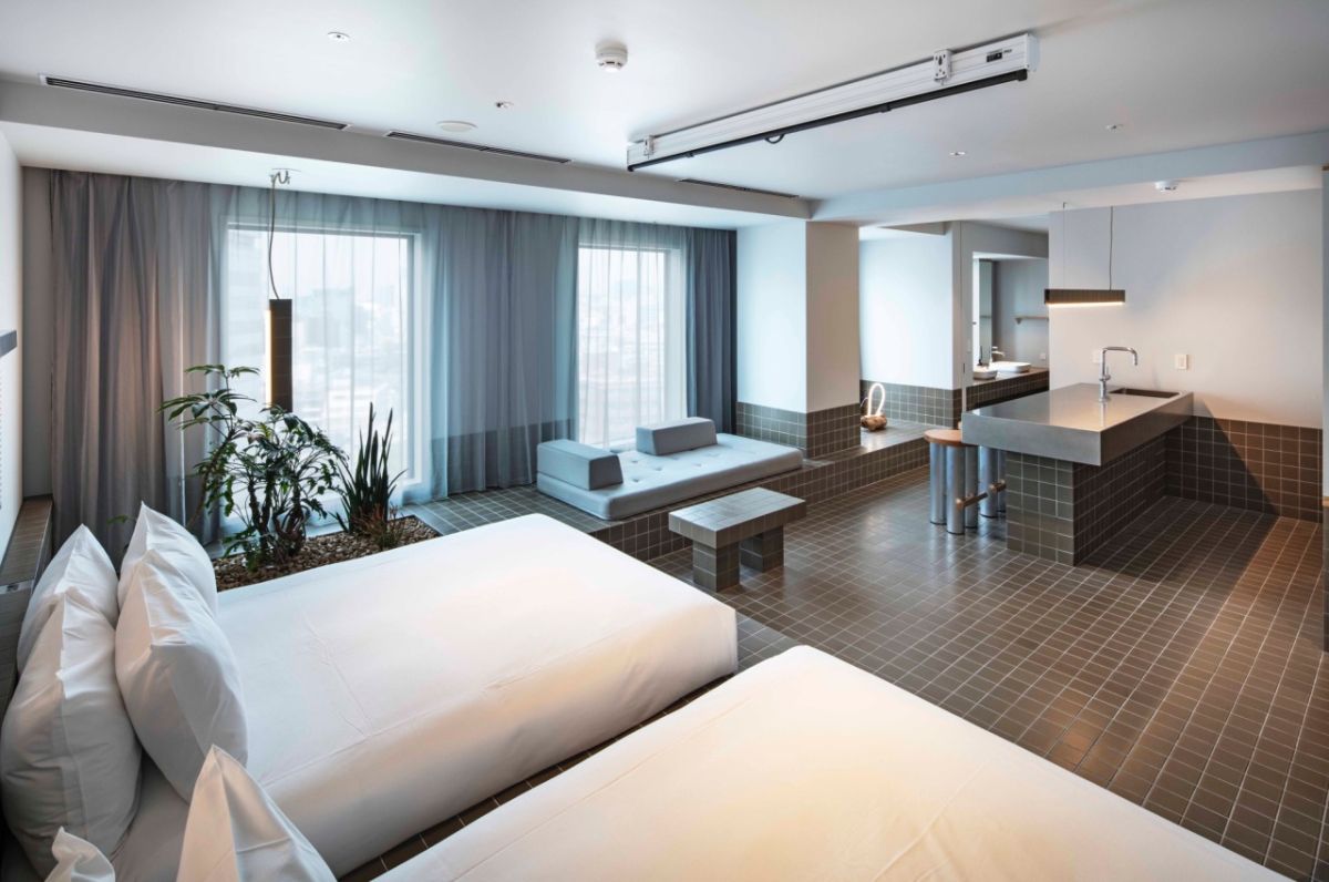 「パーティースイート」（最大4名まで利用可）