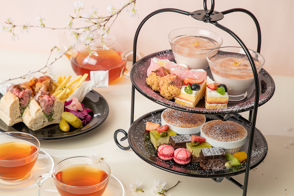 「季節のアフタヌーンティーセット」イメージ（2名分）