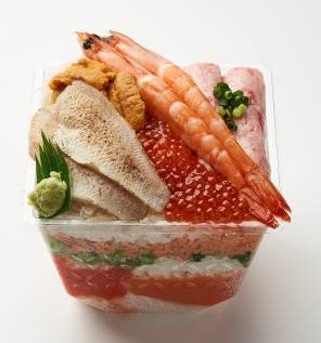 創作鮨処  タキモト「豪華トリプルミルフィーユ（GW ver.）」2485円 ※4月28日（木）より販売