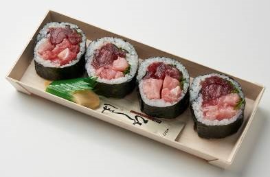 つきじ鈴富「マグロ屋本気の本鮪巻」2160円