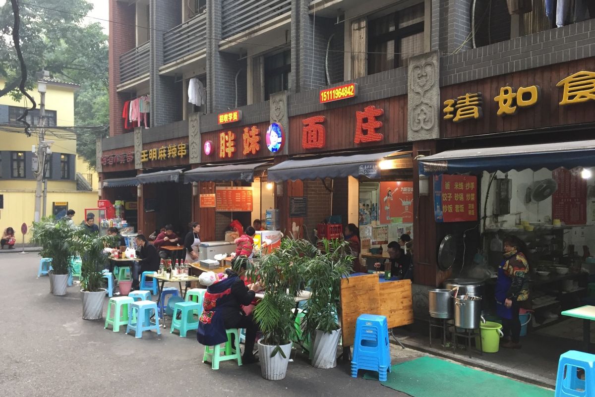 中国の小吃店（イメージ）