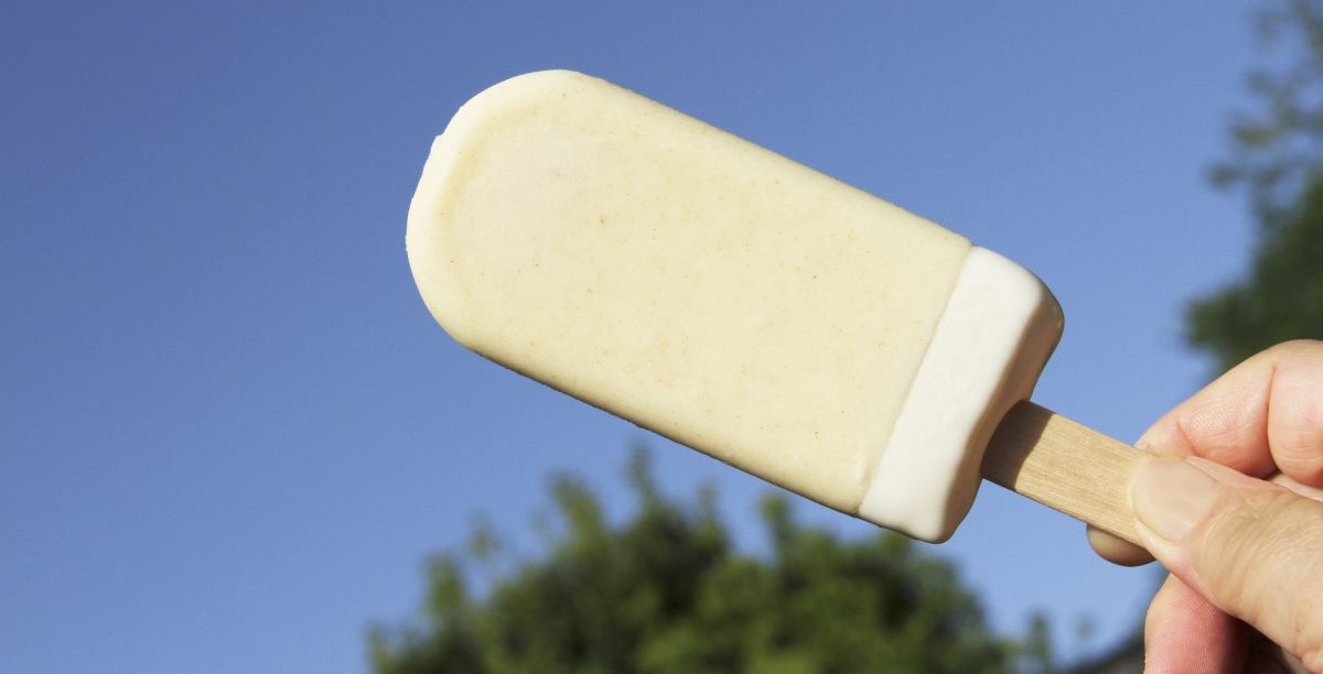 人気中国料理店「O2」監修。アジアンな大人向け「杏仁アイスバー」がローソンより発売！