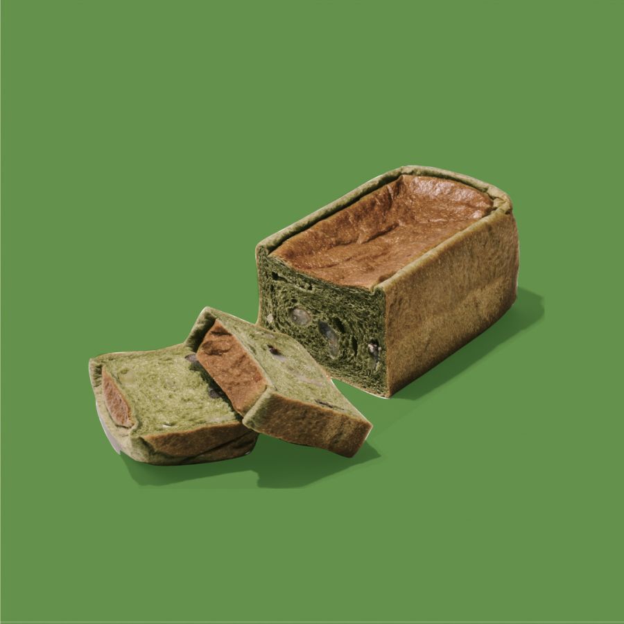 「抹茶食パン」692円、ハーフ346円