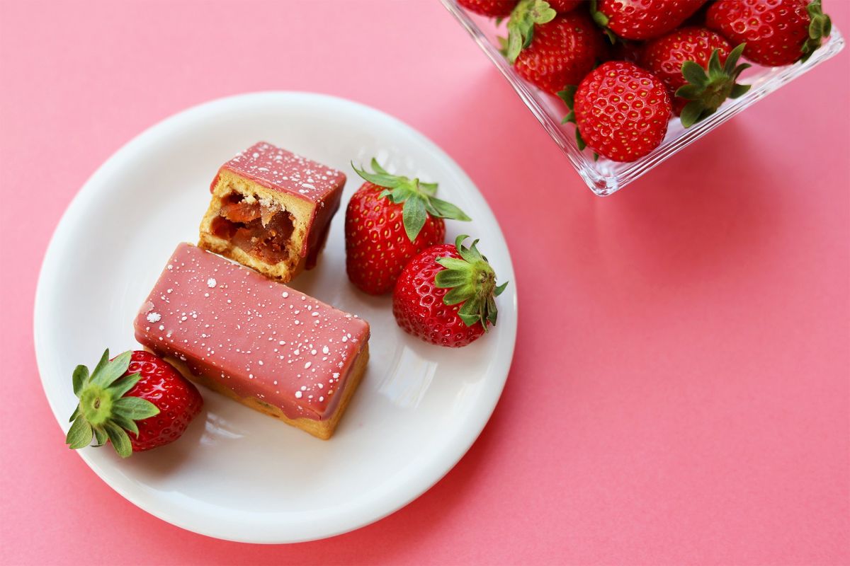 SunnyHills ginzaの「いちごりんごケーキ」2400円 ※～5月初旬まで（予定）