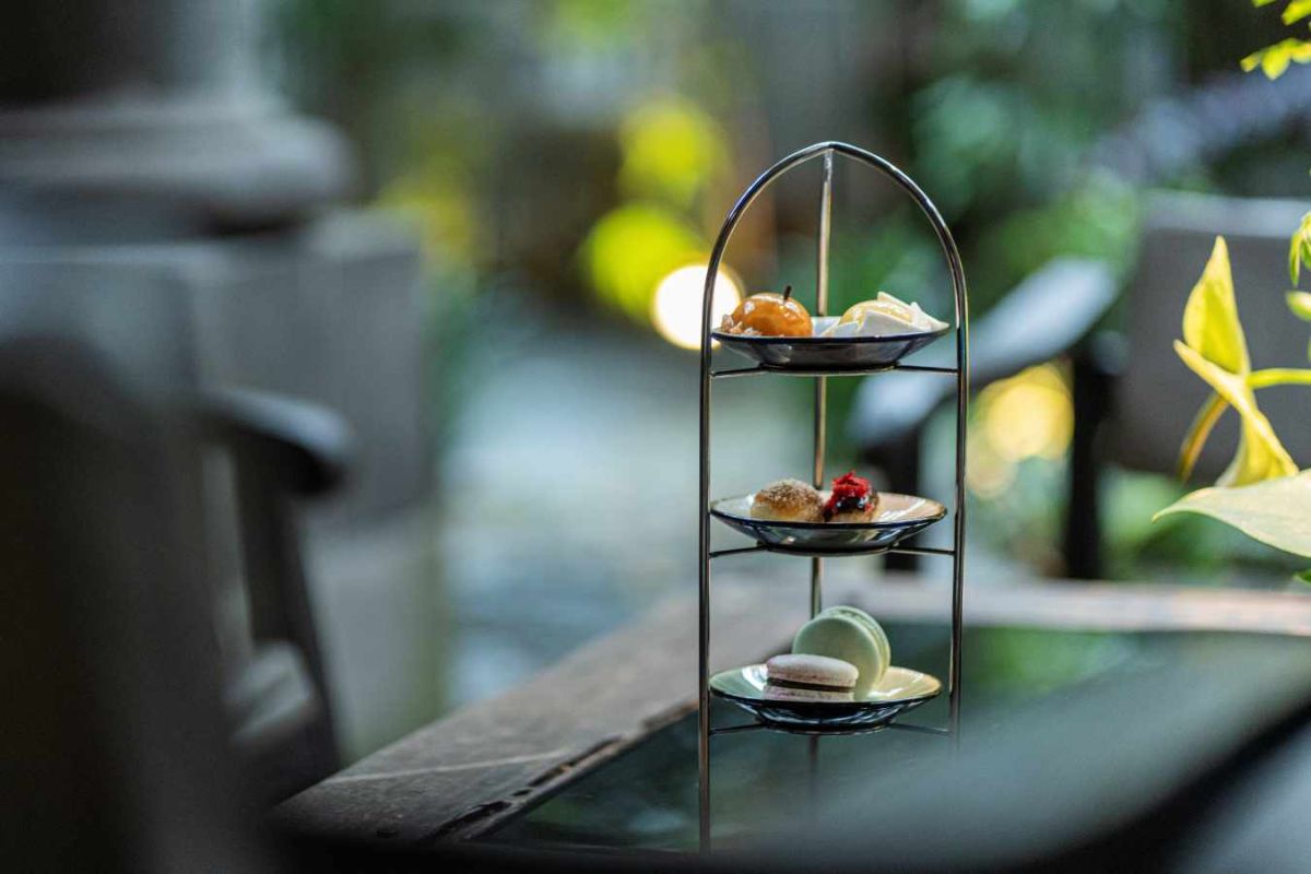 「三層樓小糕點」NT$600は3層のスイーツプレート