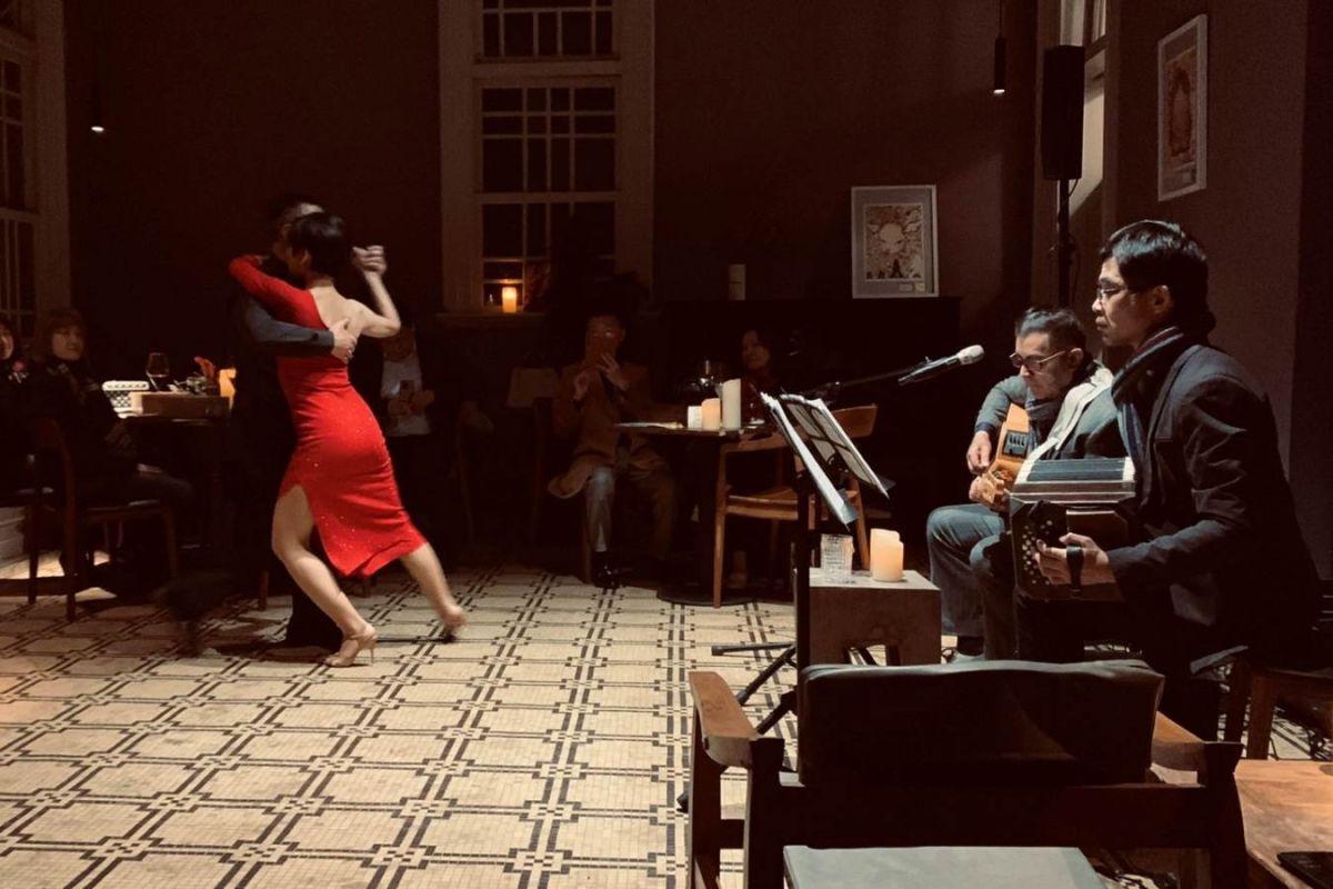 AKA Salon・タンゴナイト(画像提供：AKA Café)