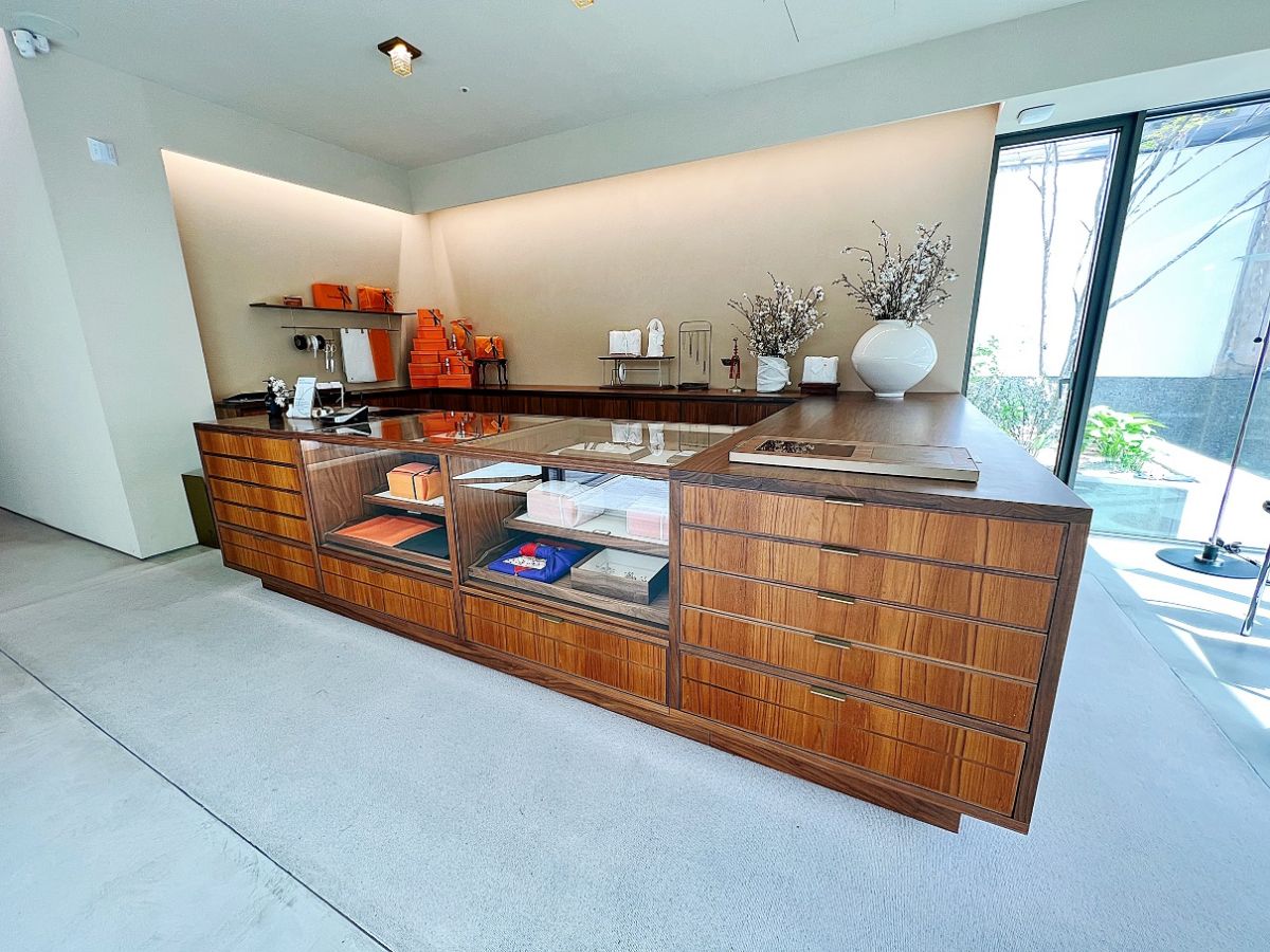 ラッピングカウンターがこちら。