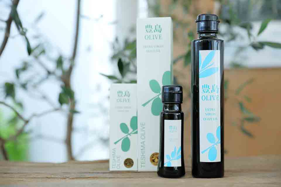 「豊島OLIVE」50ml1200円、200ml4320円
