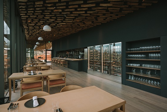 レストラン内装