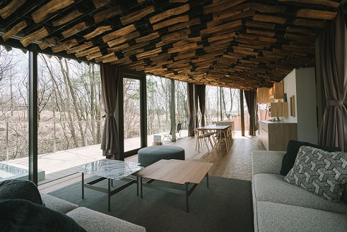 宿泊施設内装　部屋