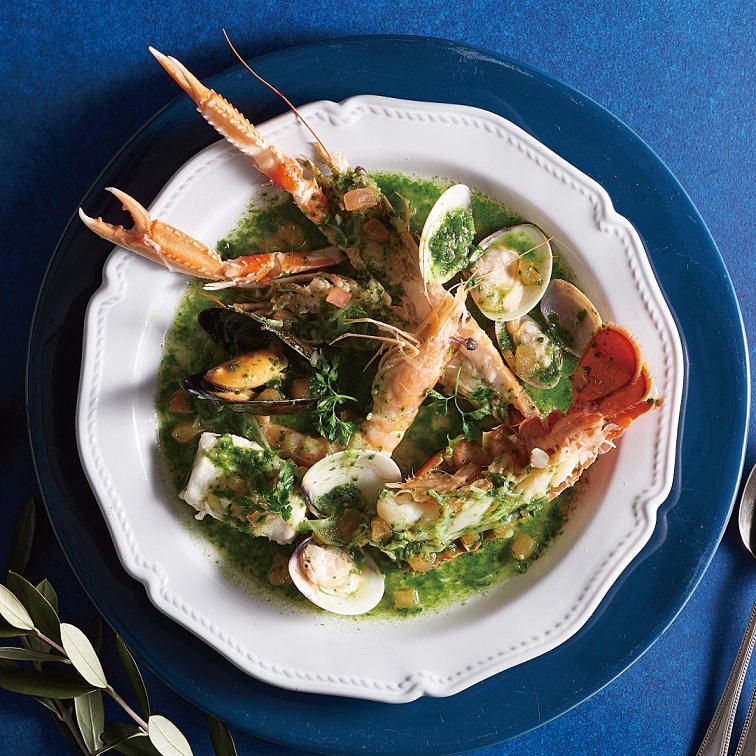 初夏の旬菜とブイヤベースコース 9900円（ディナータイムは別途サービス料10%）