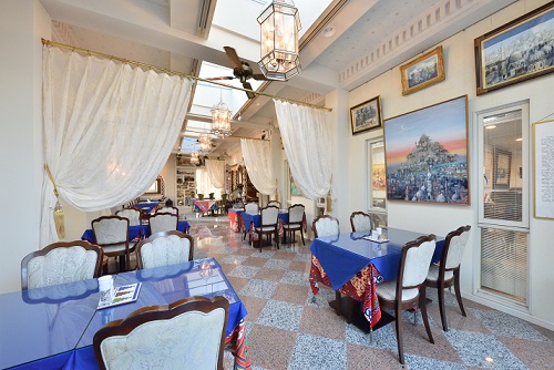 レストラン内装