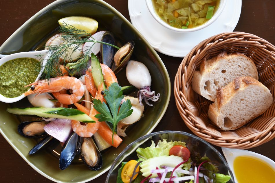 「B魚介の盛り合わせ（冷）」 1650円