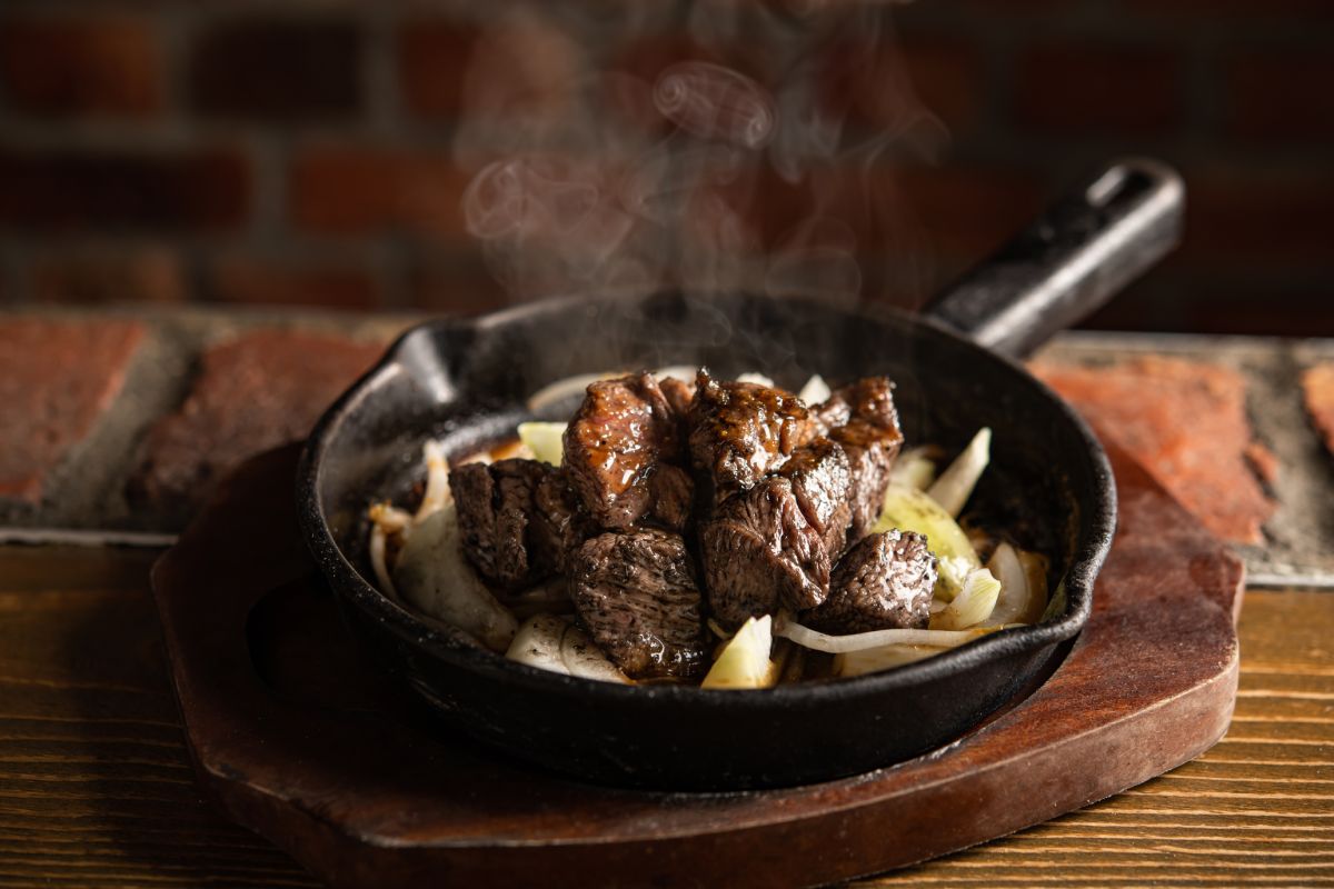 【NEW】「炭焼き成吉思汗」 1280円