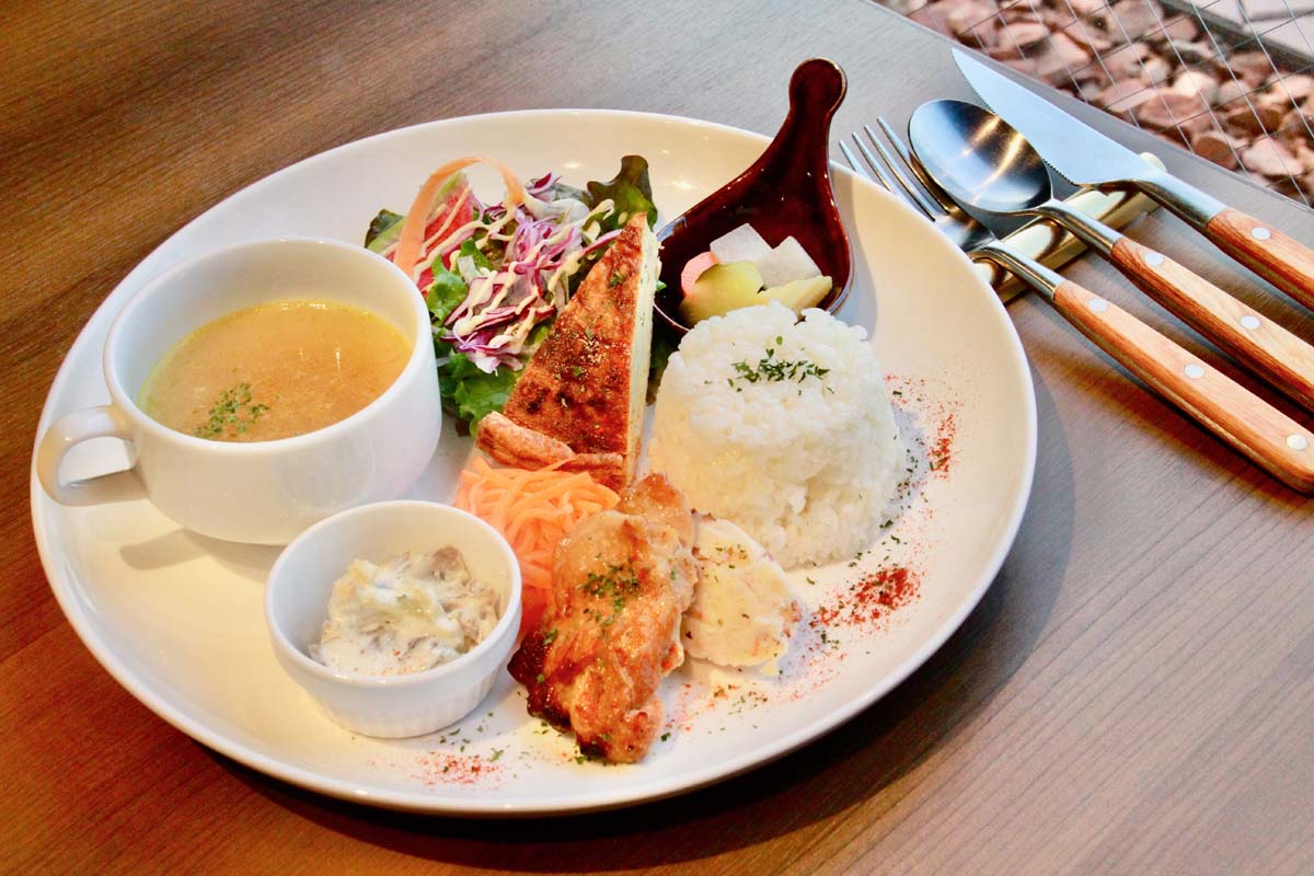 日替わりワンプレート1500円（ランチタイム11～15時）