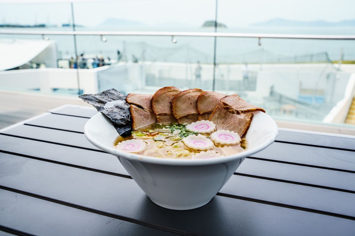 うずしおラーメン890円