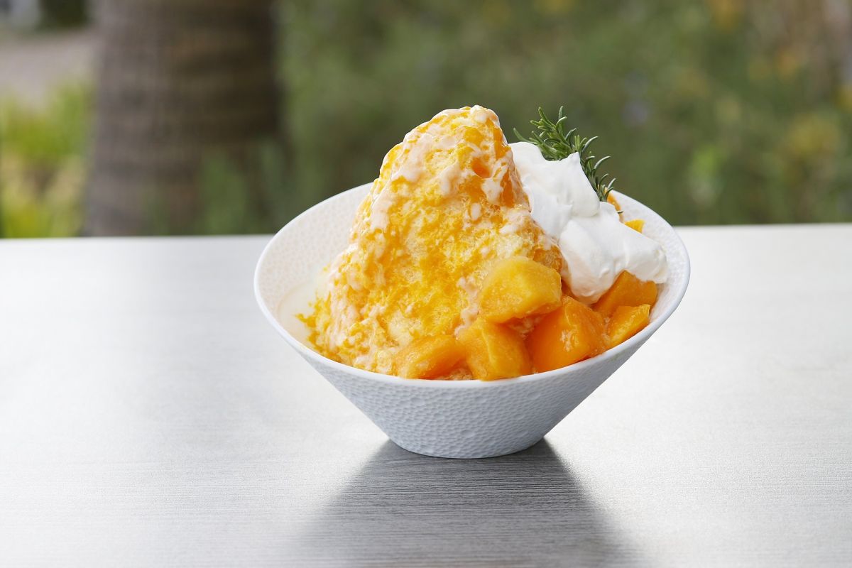 「マンゴー」1500円（ドリンクセット 1700円、倍フルーツは+400円）