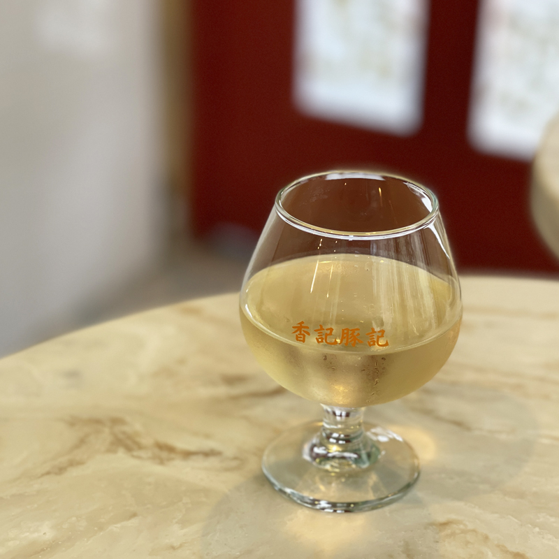 「グラスワイン」770円〜