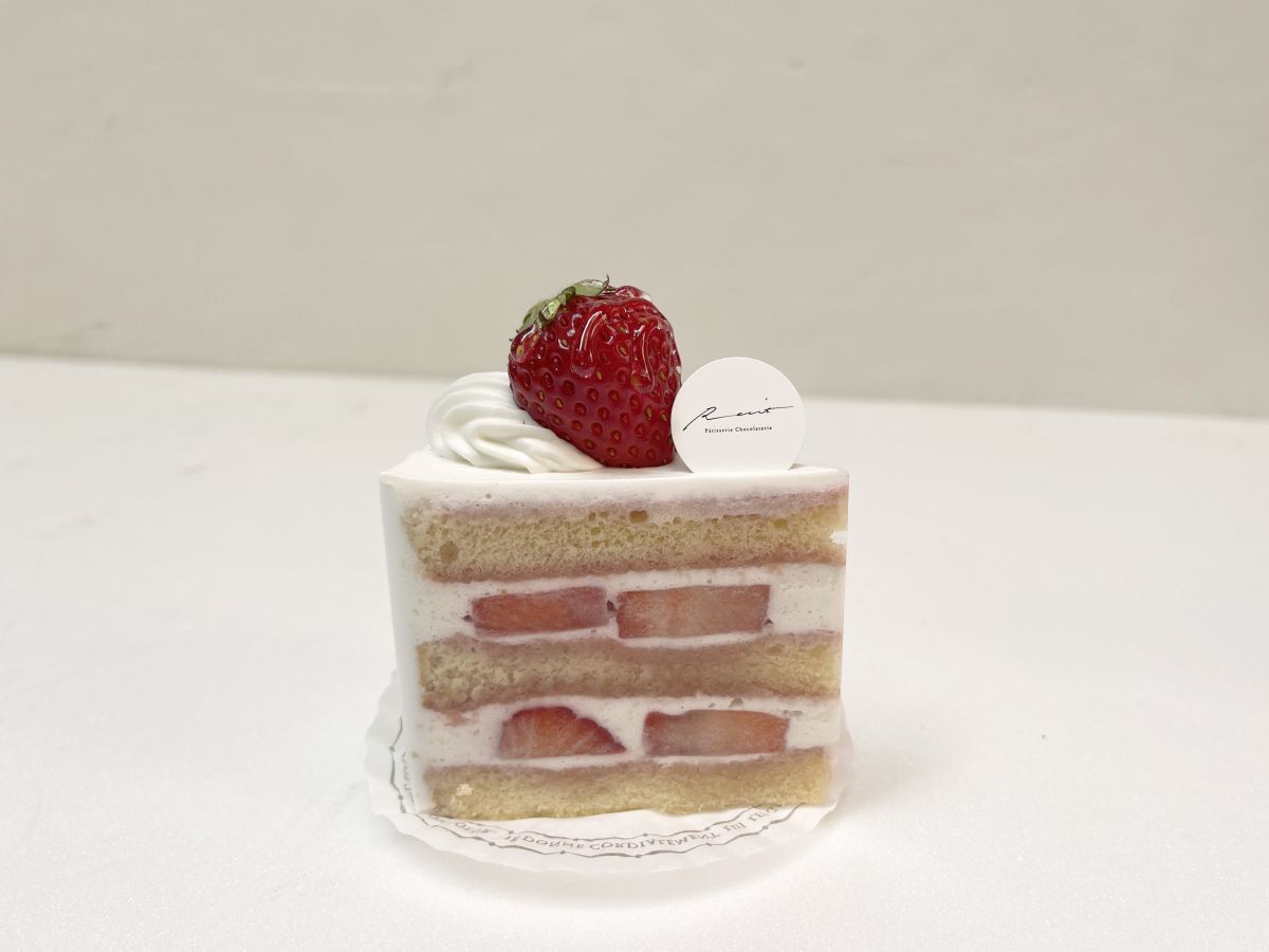 「フレイズ」600円 ※旬のフルーツで提供しているため、現在はマンゴーを使用しております。いちごを使用したフレイズの販売は秋から冬頃になります。