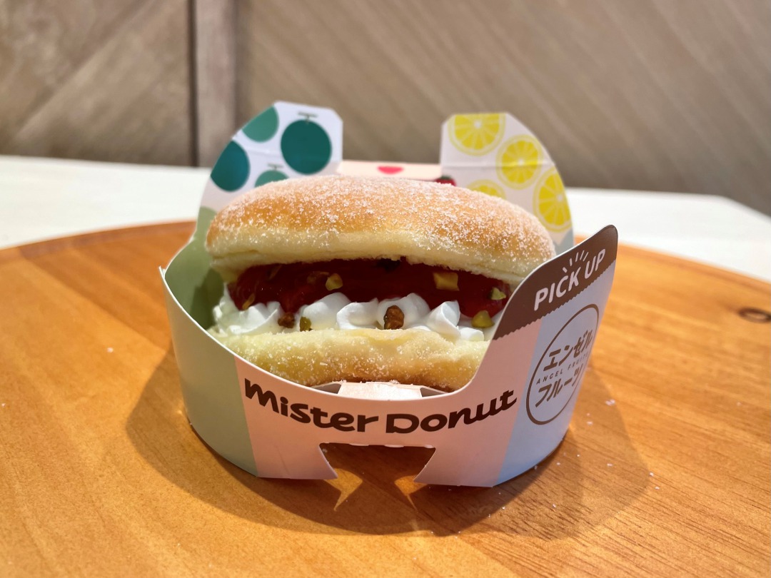 「エンゼルフルーツ 福岡県産あまおういちご」テイクアウト194円、イートイン198円