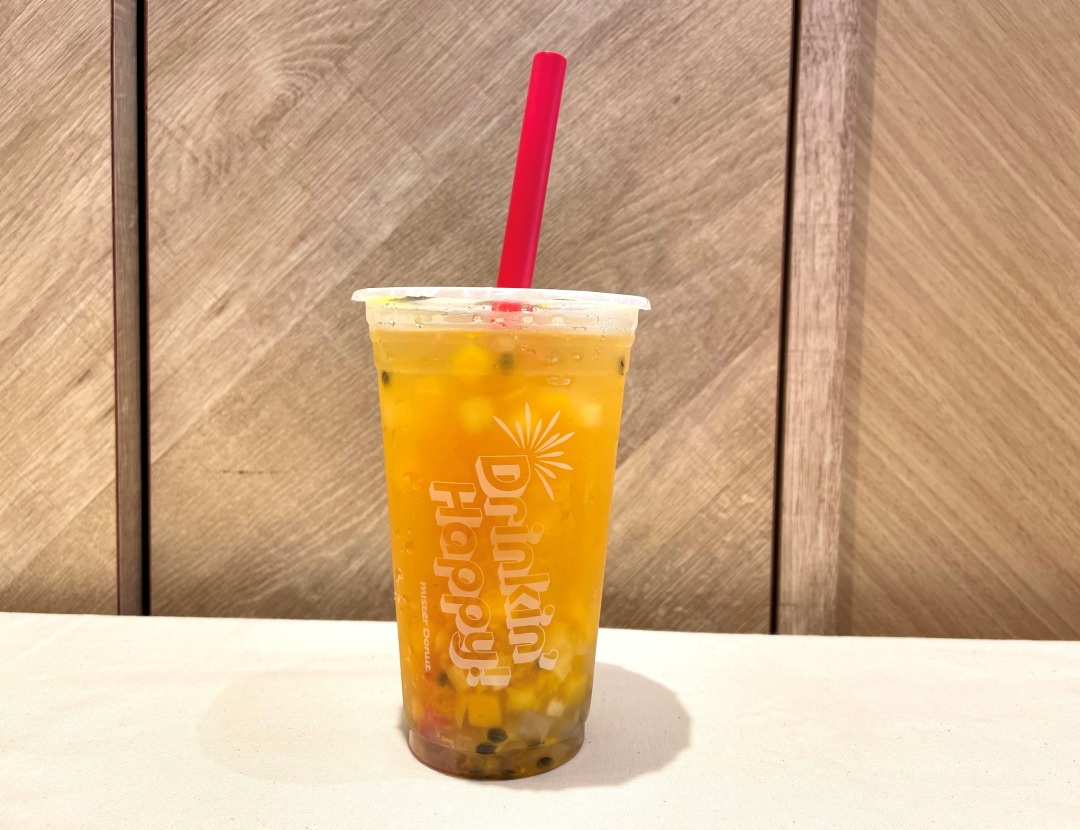 「黄色フルーツティ パイン&マンゴー&パッションフルーツ（通称：黄フル）」テイクアウト540円、イートイン550円