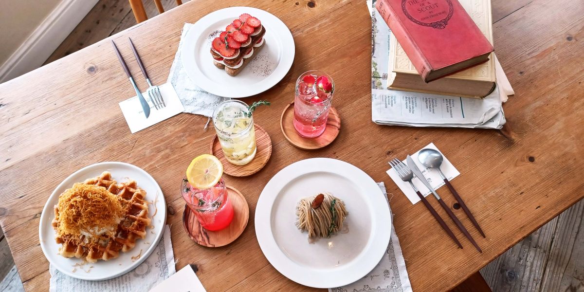 アンティークな雰囲気がたまらない！ 国分寺の一軒家カフェ「THE BEIGE HOUSE」が話題