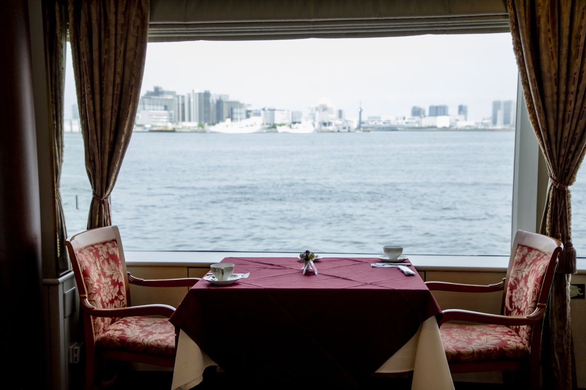 シンフォニー モデルナ