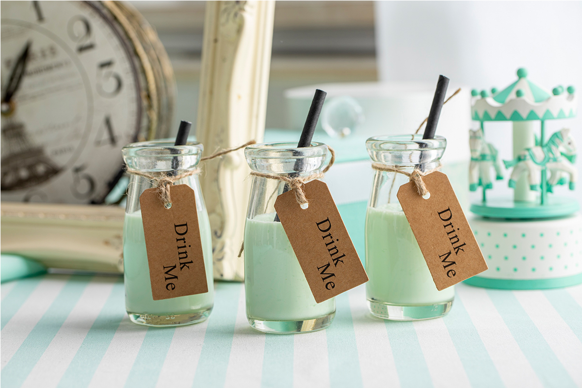 ドリンク・ミー