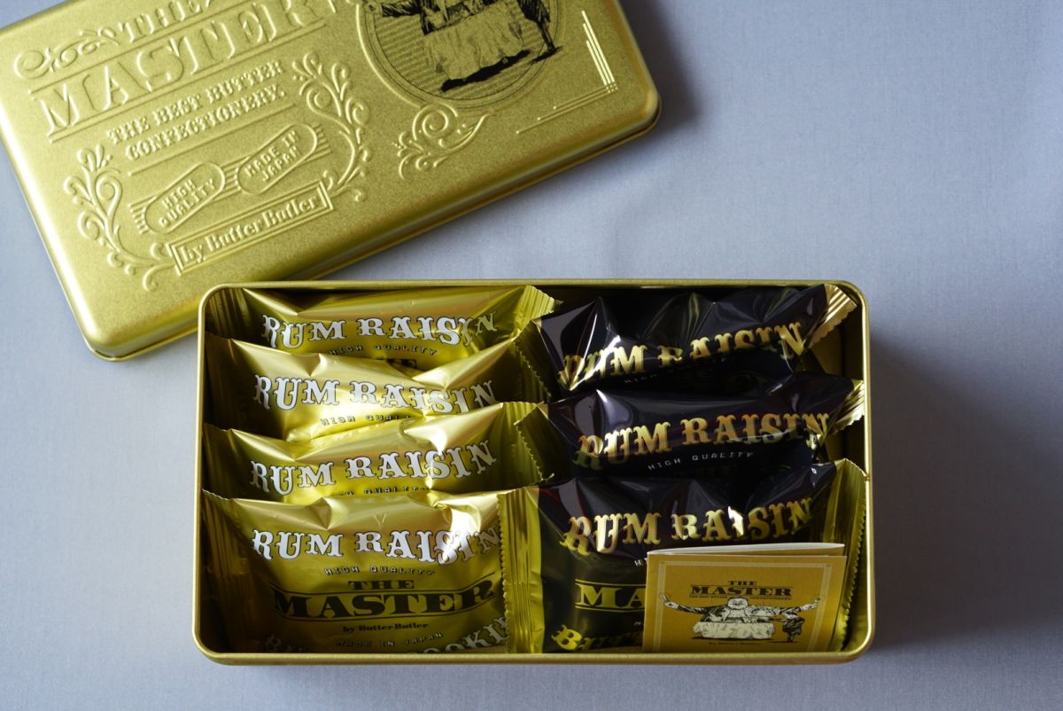 「ザ・マスター缶」クッキー4個、ケーキ3個入り2268円