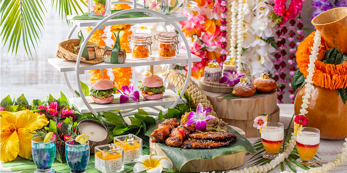 【ヒルトン東京】ハワイ気分を大満喫！ 南国風アフタヌーンティー「ハワイアンお肉アフタヌーン」開催中！